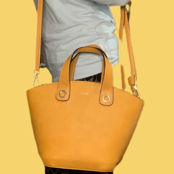 Aldo Women’s Cross Body Bag - Picture 3 of 11